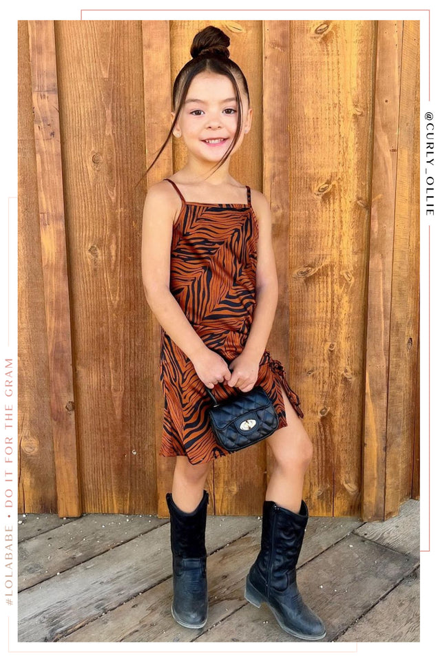 Load image into Gallery viewer, Mini Alessandra - Rust

