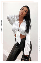 Load image into Gallery viewer, Social Nights Patent Skinny Pant - Black
