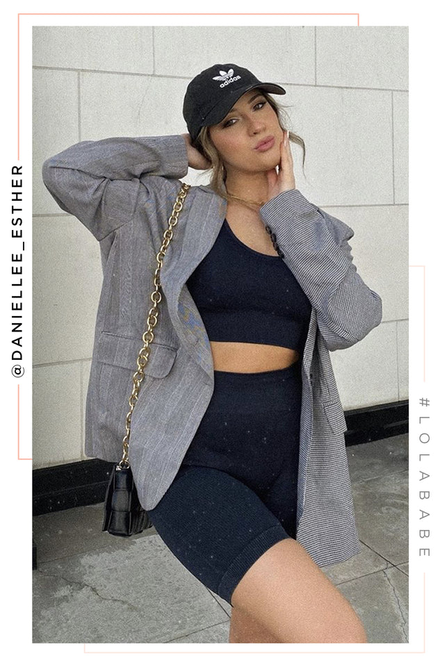 Load image into Gallery viewer, Oversized Plaid Blazer

