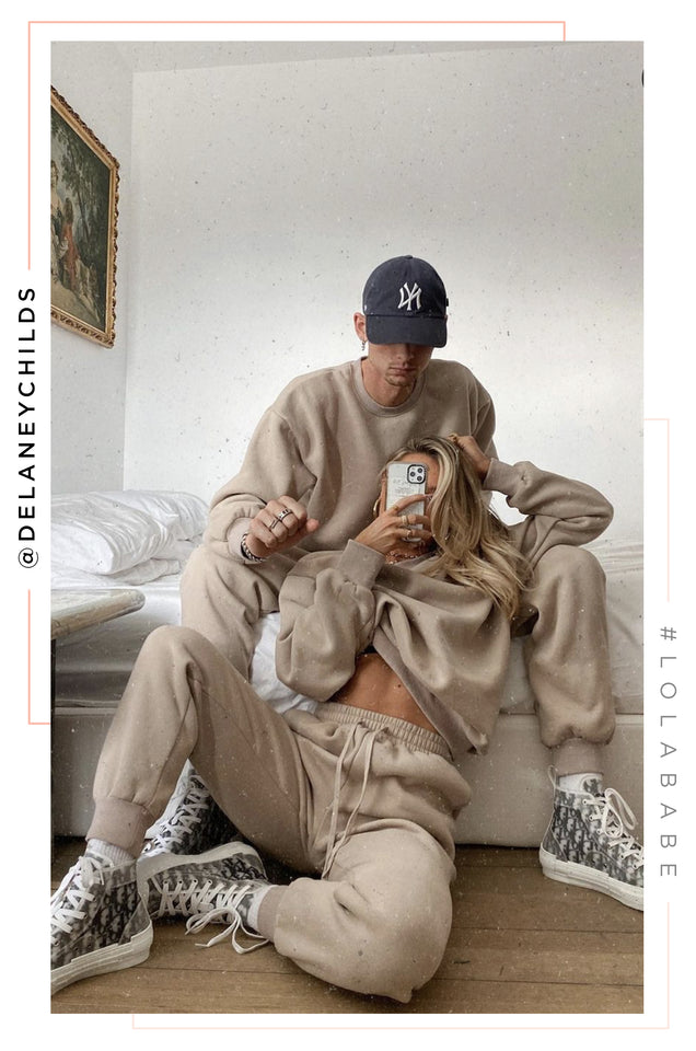 Load image into Gallery viewer, Cozy Feels - Natural
