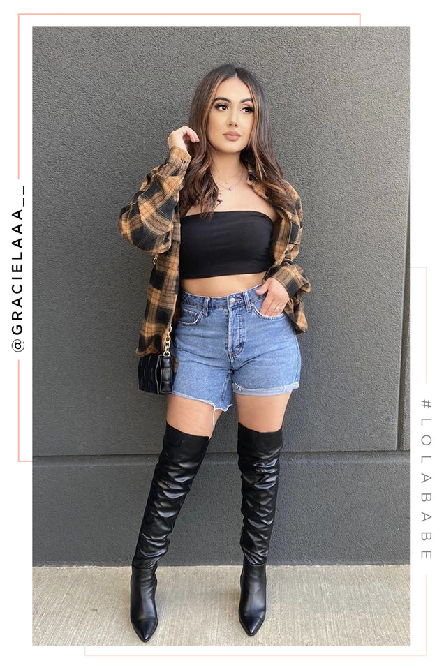 Load image into Gallery viewer, Women Wearing Black Thigh High Boots
