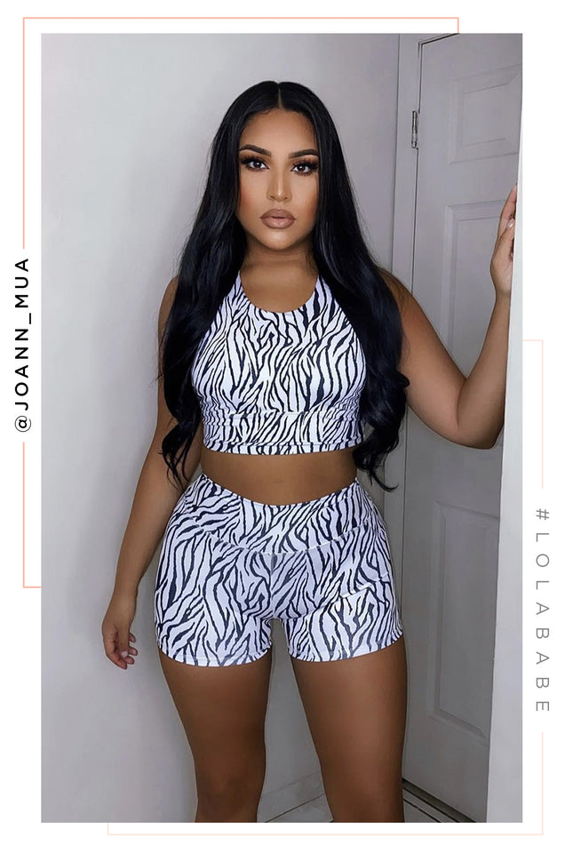 Load image into Gallery viewer, Next Level Crop Tank Top - Zebra
