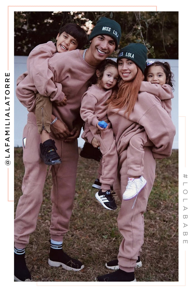 Load image into Gallery viewer, Cozy Feels - Latte
