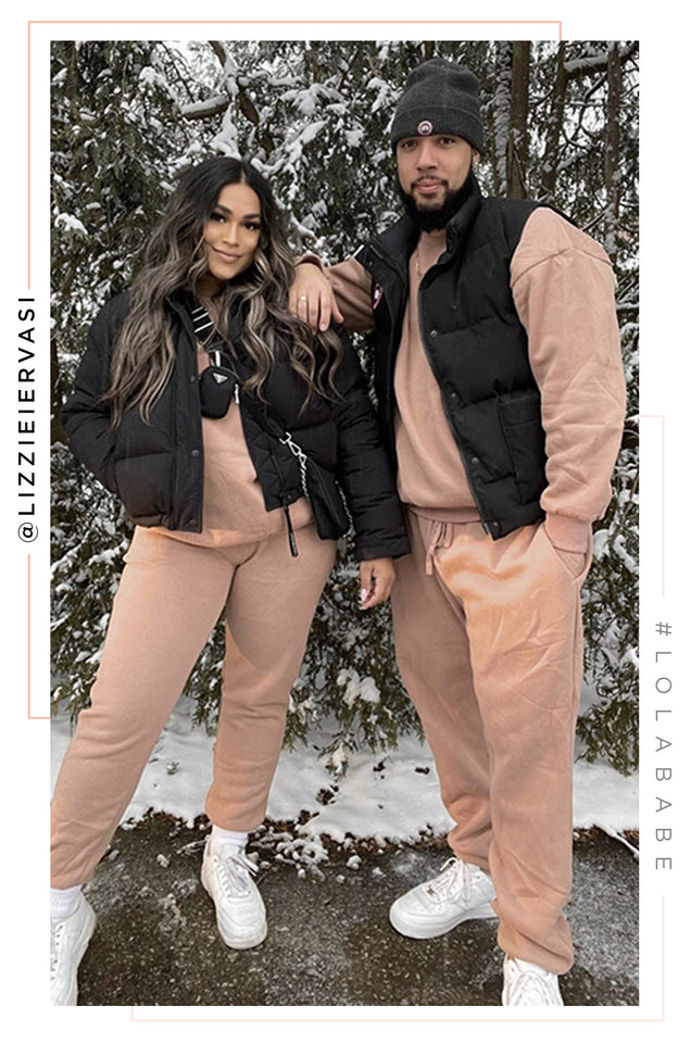 Load image into Gallery viewer, Cozy Feels - Latte
