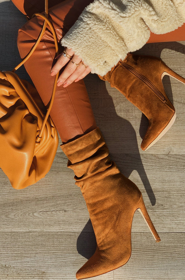 Load image into Gallery viewer, Solemate Ruched Detailed Ankle Heel Boots - Tan
