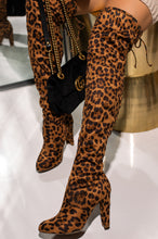 Load image into Gallery viewer, Rise To The Top - Leopard
