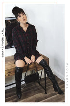 Load image into Gallery viewer, Women Sitting with Black PU Boots
