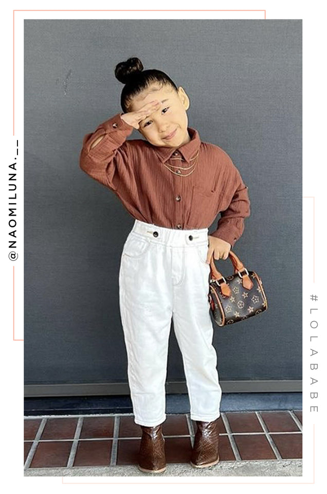 Load image into Gallery viewer, Little Girl Modeling Mocha Crinkled Gauze Top
