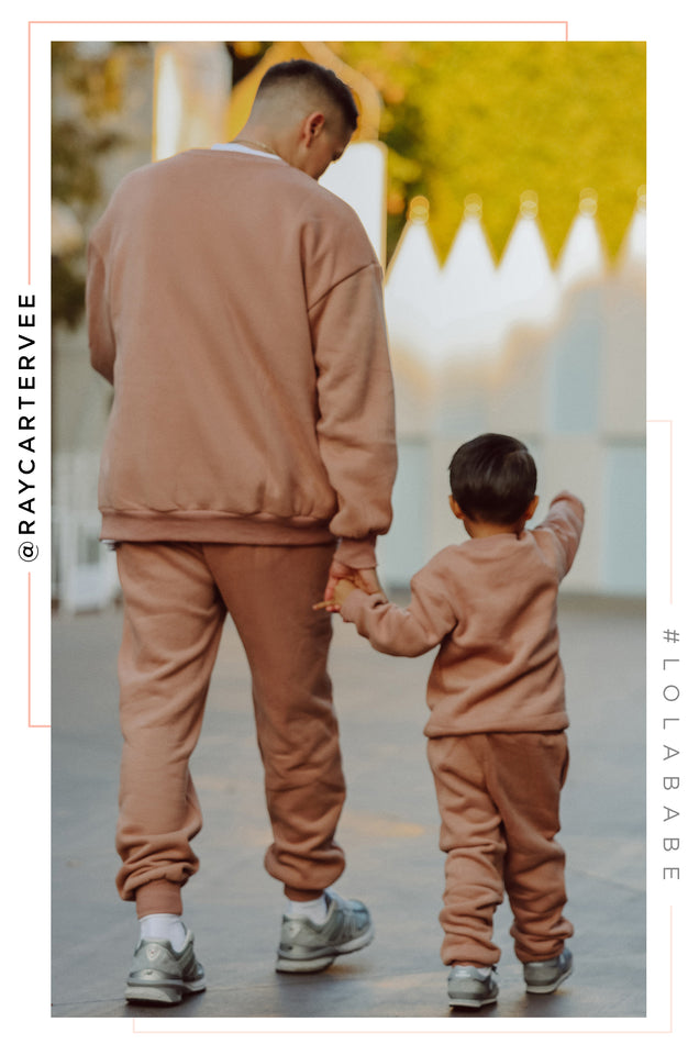 Load image into Gallery viewer, Cozy Feels - Latte
