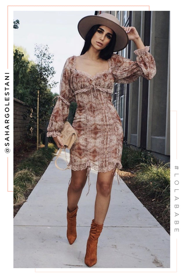 Load image into Gallery viewer, Solemate Ruched Detailed Ankle Heel Boots - Tan
