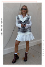 Load image into Gallery viewer, Zuzanna Combat Boots - Burgundy
