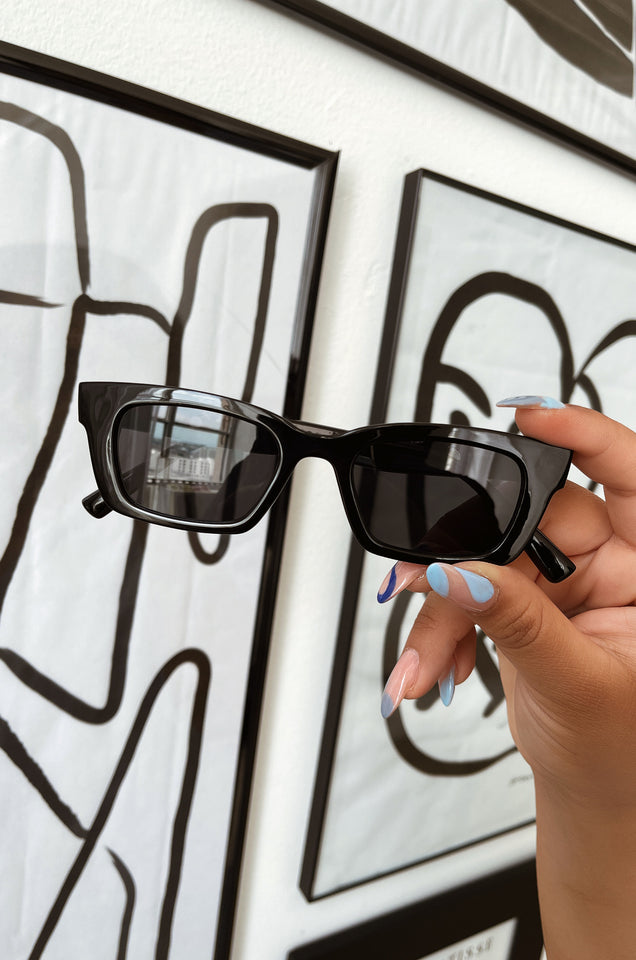 Load image into Gallery viewer, City Lust Sunglasses - Black
