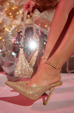 Load image into Gallery viewer, Gold Embellished Mules
