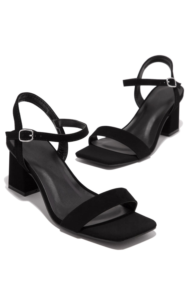 Load image into Gallery viewer, Black Adjustable Strap Heel
