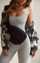 Load image into Gallery viewer, Model Wearing Black Bag 
