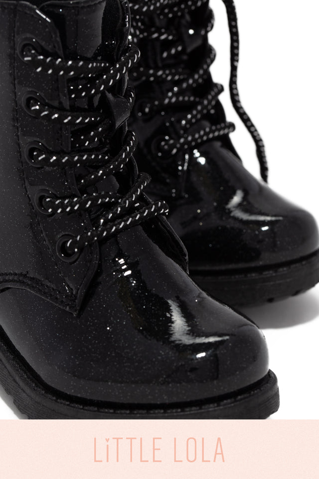 Load image into Gallery viewer, Black Glitter Boot 
