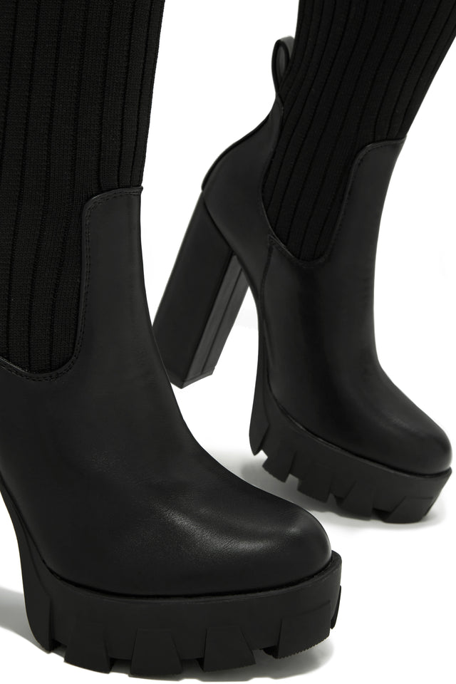 Load image into Gallery viewer, Black Boots

