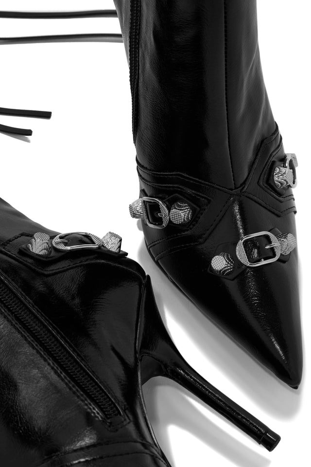 Load image into Gallery viewer, Black Boots
