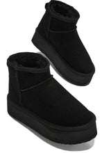 Load image into Gallery viewer, Black Booties
