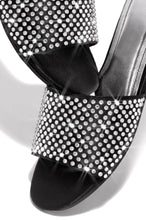 Load image into Gallery viewer, Black Embellished Sandals
