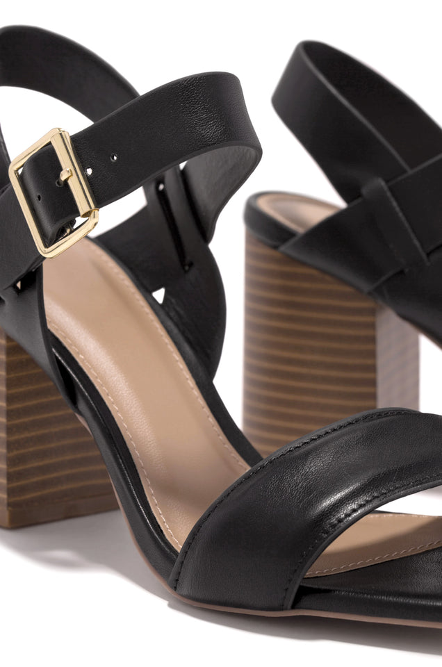 Load image into Gallery viewer, Black Short Heel With One Strap 
