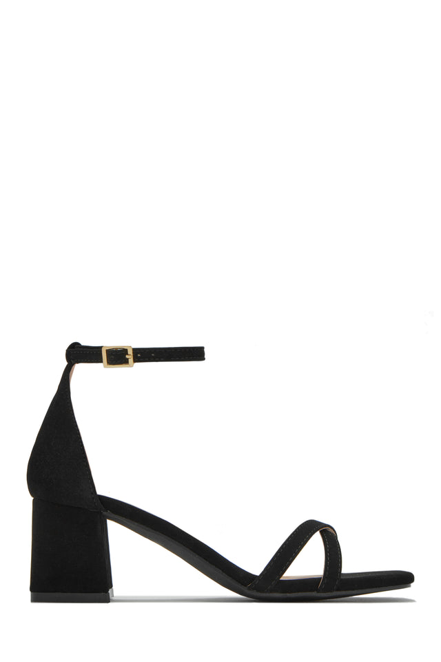 Load image into Gallery viewer, Black Single Sole Chunky Heels
