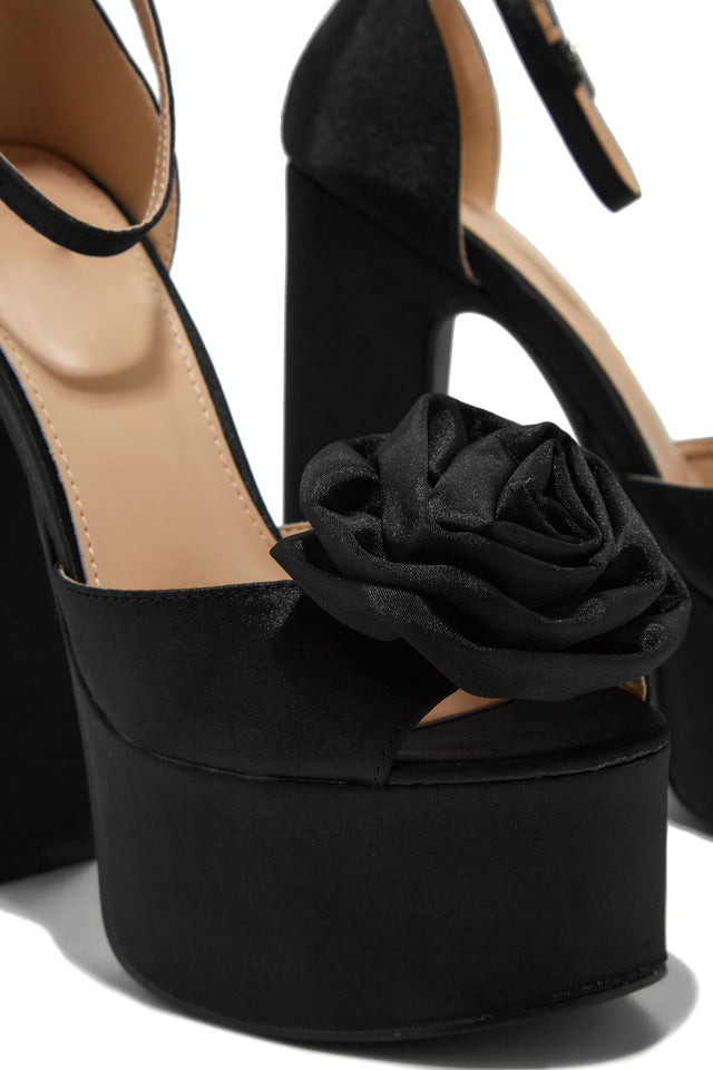 Load image into Gallery viewer, Black Rose Platforms
