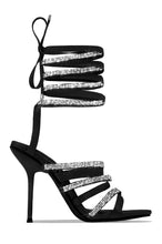 Load image into Gallery viewer, Black Embellished Single Sole Heels 
