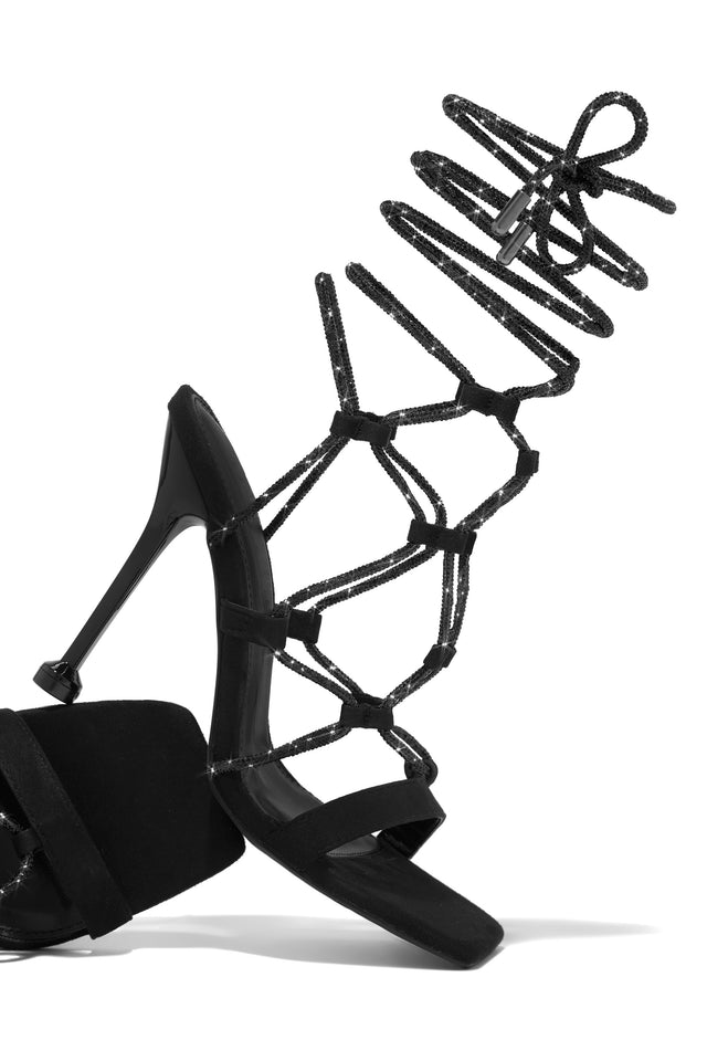 Load image into Gallery viewer, Black Lace Up heels 
