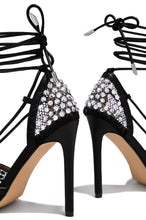 Load image into Gallery viewer, black rhinestone heel 
