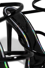 Load image into Gallery viewer, Black Heel With Padded Insole 
