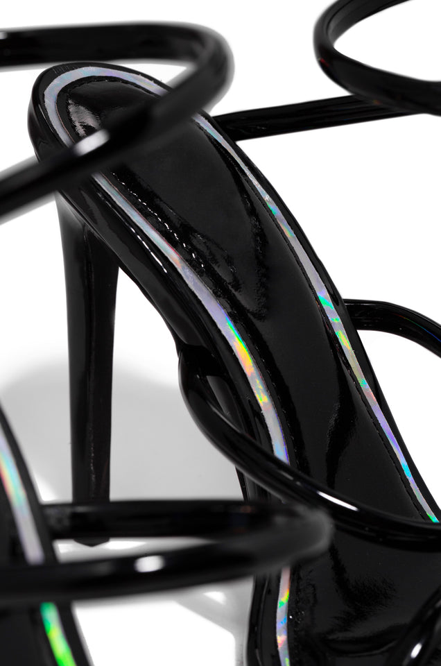 Load image into Gallery viewer, Black Heel With Padded Insole 
