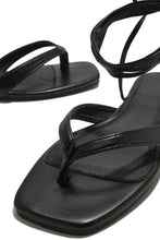 Load image into Gallery viewer, Black Sandals
