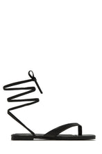 Load image into Gallery viewer, Black Thong Sandals
