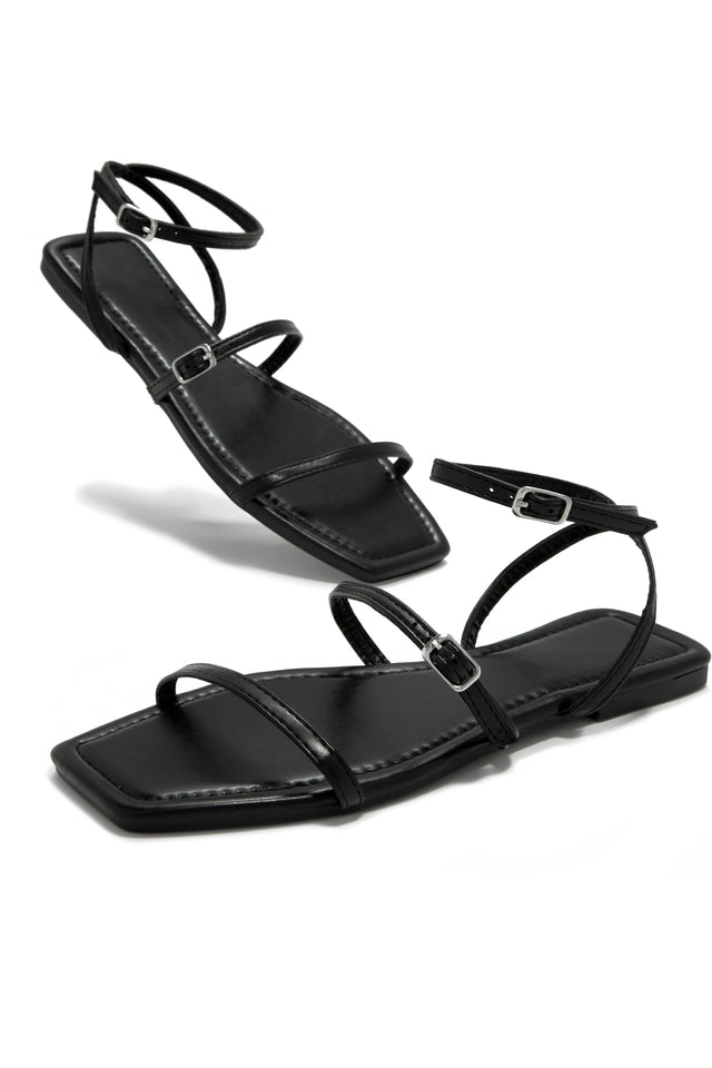 Load image into Gallery viewer, Bali Beach Flat Sandals - Black
