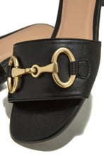 Load image into Gallery viewer, Black Slip On Sandals
