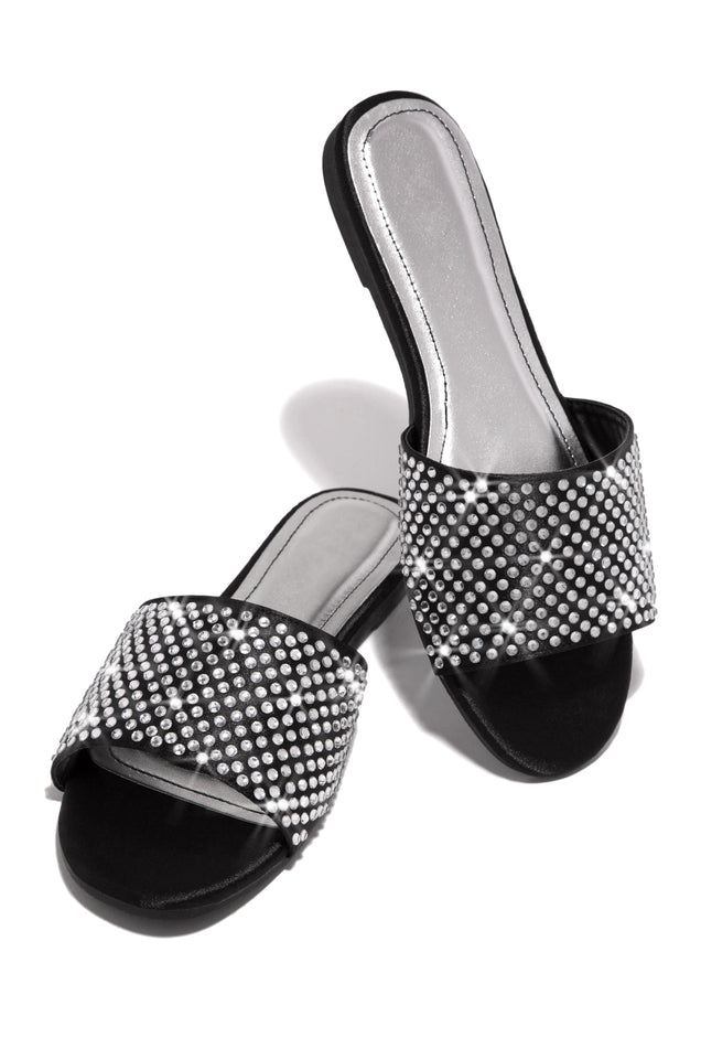 Load image into Gallery viewer, Black Sandals 
