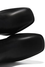 Load image into Gallery viewer, Alette Block Heel Ankle Boots - Black
