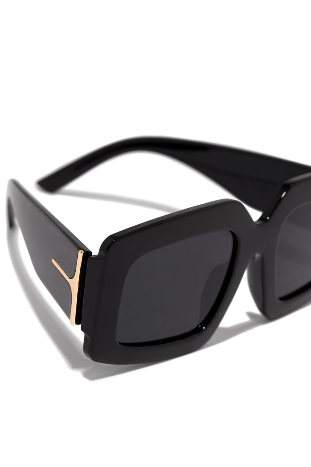 Load image into Gallery viewer, Black Sunglasses With Gold Tone Detail On Sides
