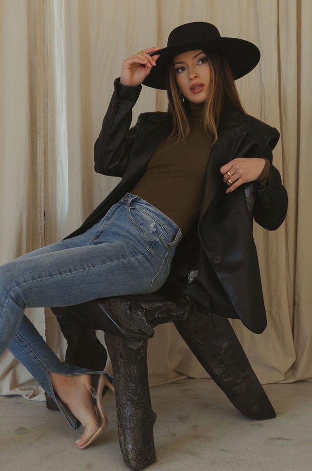 Load image into Gallery viewer, Distressed Dark Denim 

