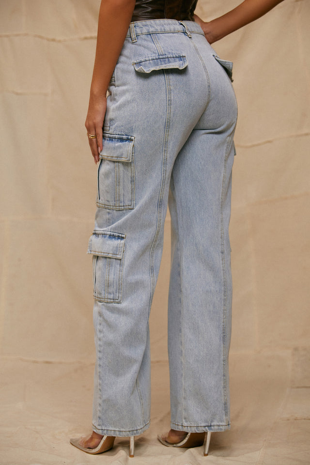 Load image into Gallery viewer, Light blue Denim Cargos
