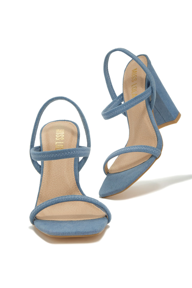 Load image into Gallery viewer, Blue Chunky Heels
