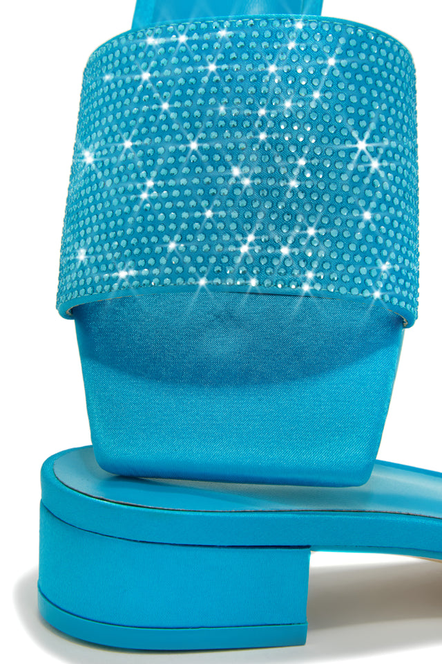 Load image into Gallery viewer, Blue Embellished Sandals
