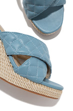 Load image into Gallery viewer, Life Is Good Wedge - Blue
