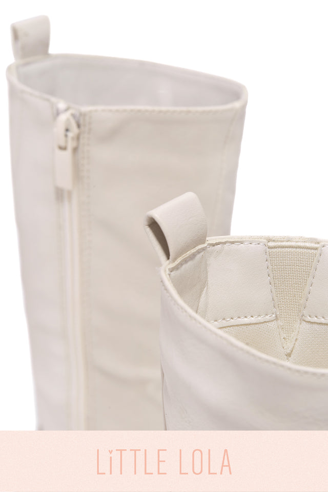 Load image into Gallery viewer, Bone Boot With Goring Detail 
