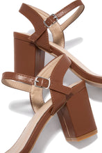 Load image into Gallery viewer, Tan Block Heels
