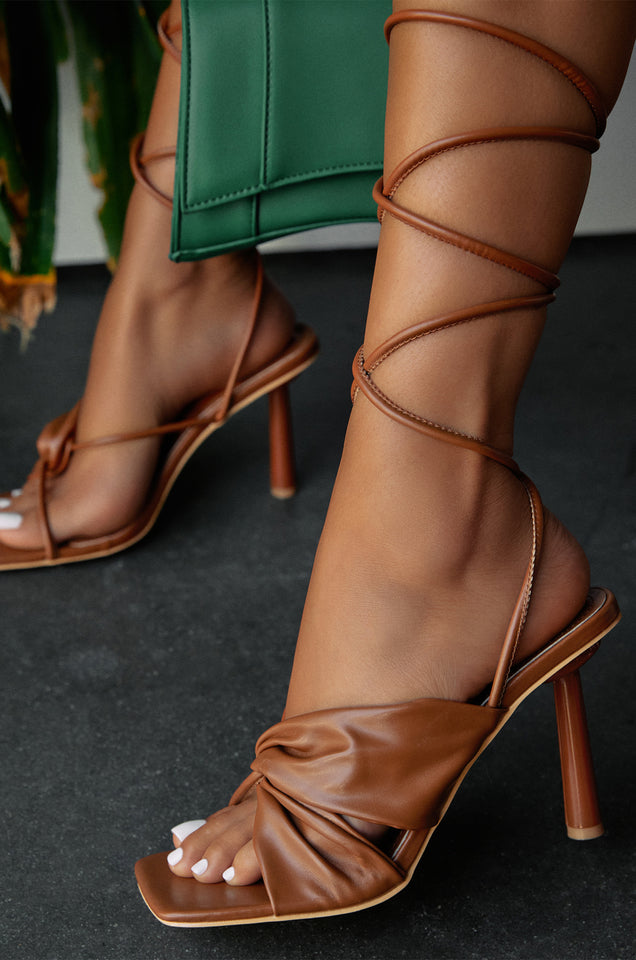 Load image into Gallery viewer, Model Wearing Mocha Lace Up Heel
