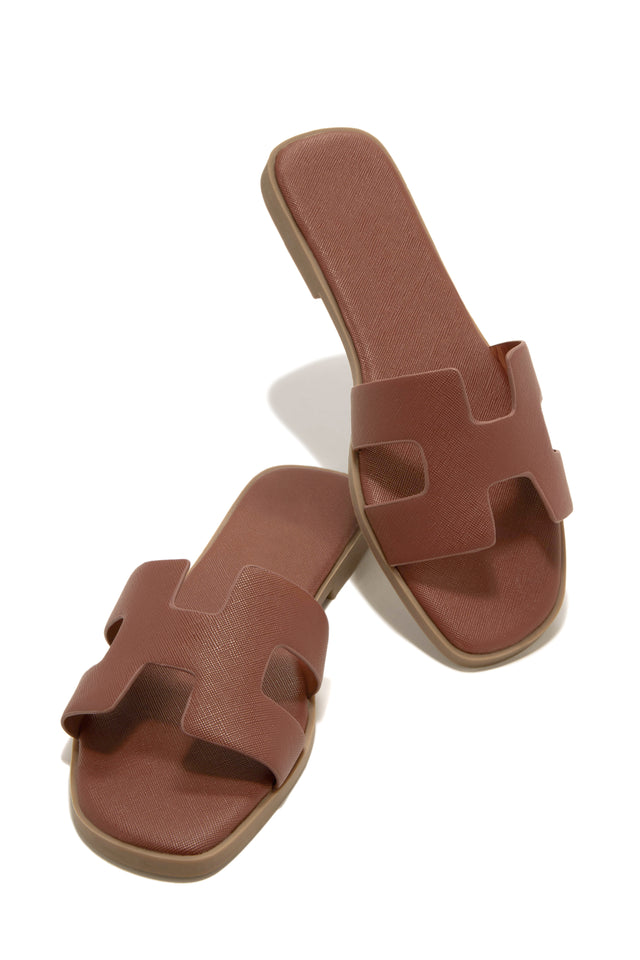 Load image into Gallery viewer, Brown Slide Sandals
