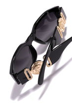Load image into Gallery viewer, Black Clear Sunglasses With Gold Tone Detail
