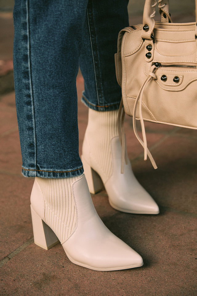 Load image into Gallery viewer, Perfect Night Block Heel Ankle Boots - Nude
